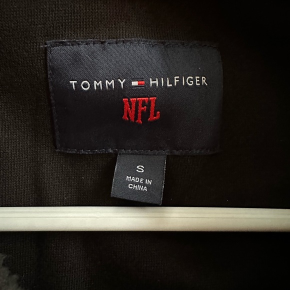 Tommy Hilfiger NFL Kansas City Chiefs Jacket - Picture 3 of 8